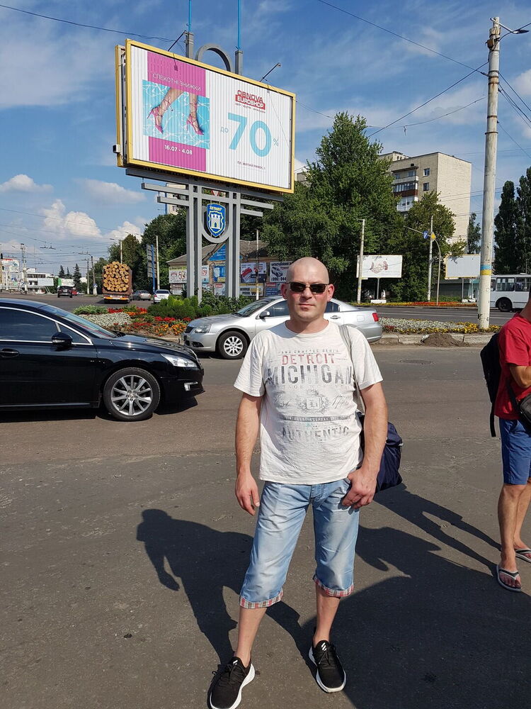  41900952  , 44 ,    