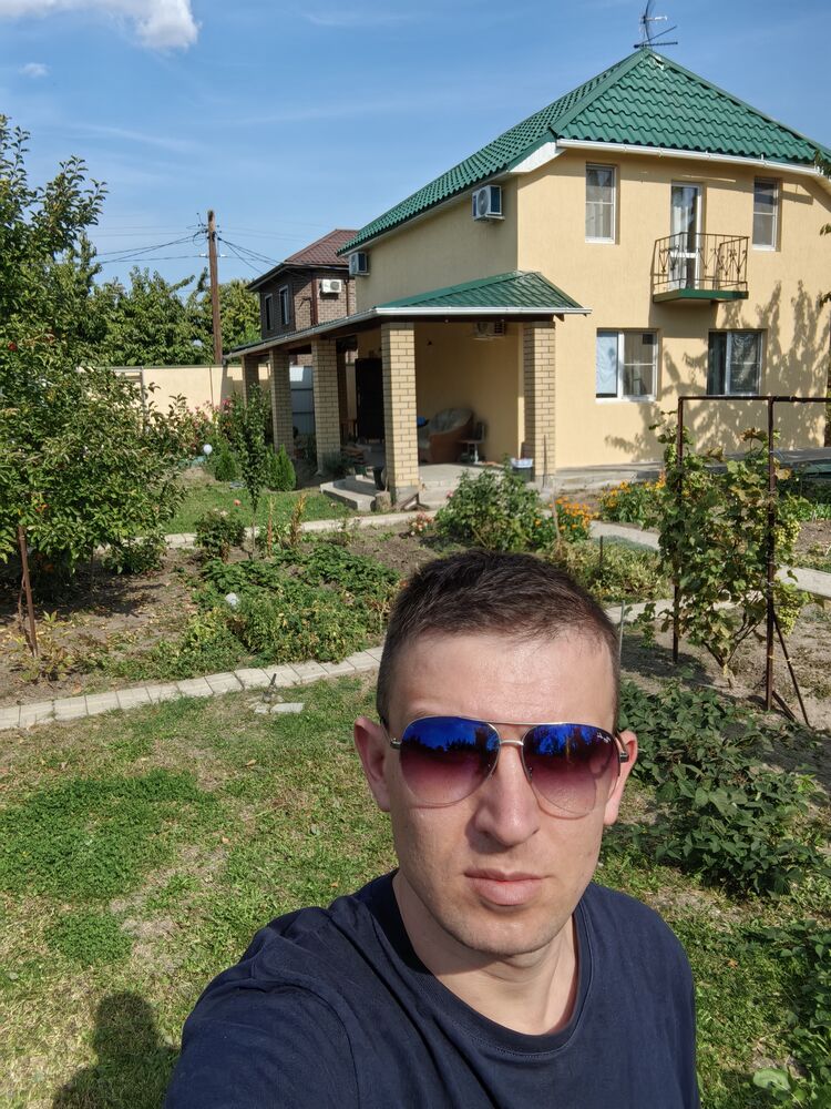  38184652  , 35 ,    