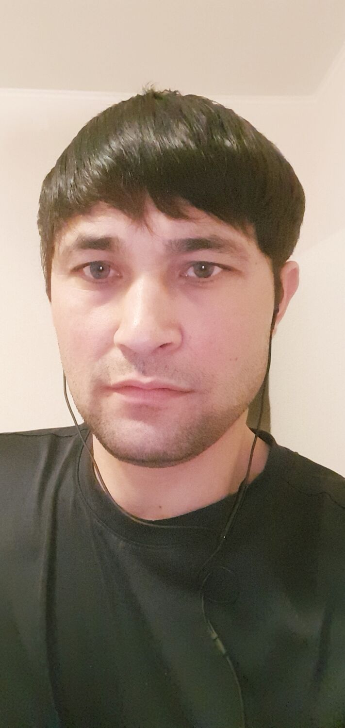  34696812  Shavkat, 36 ,    