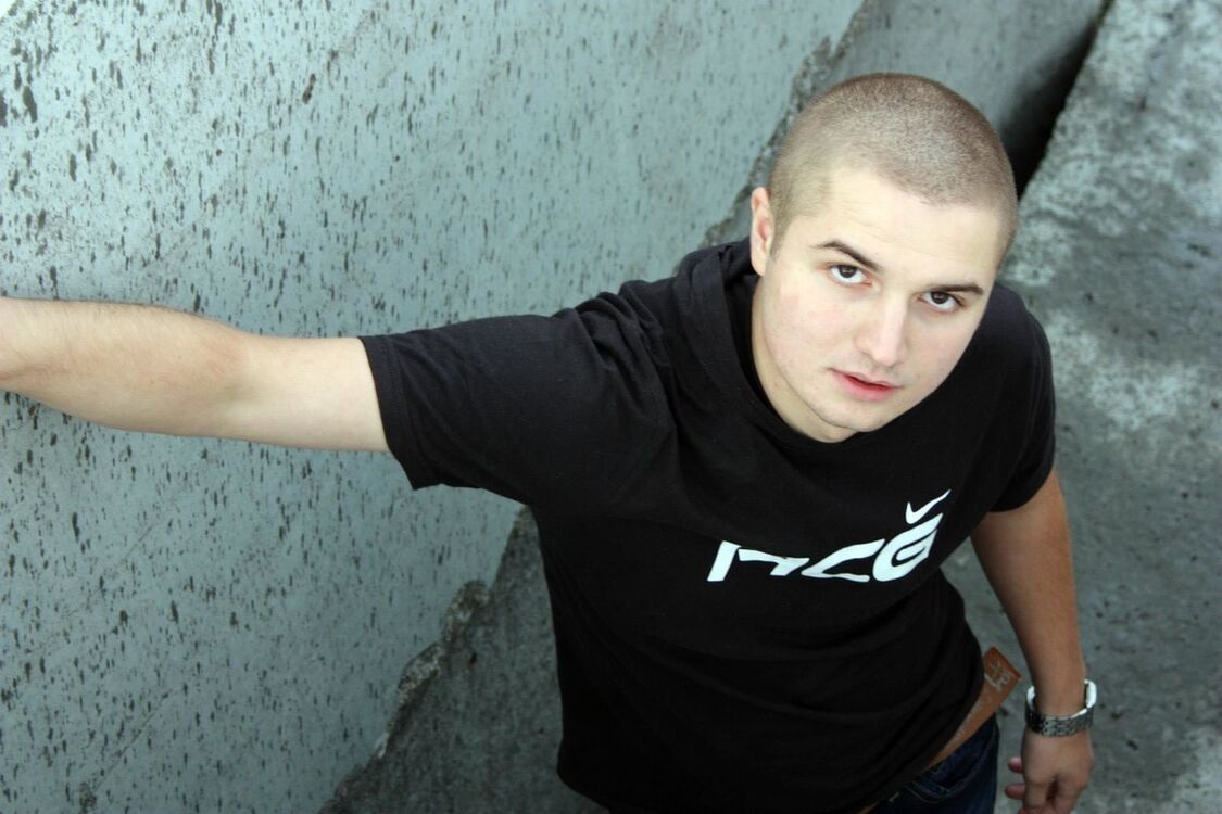  5843292  Danil, 35 ,    