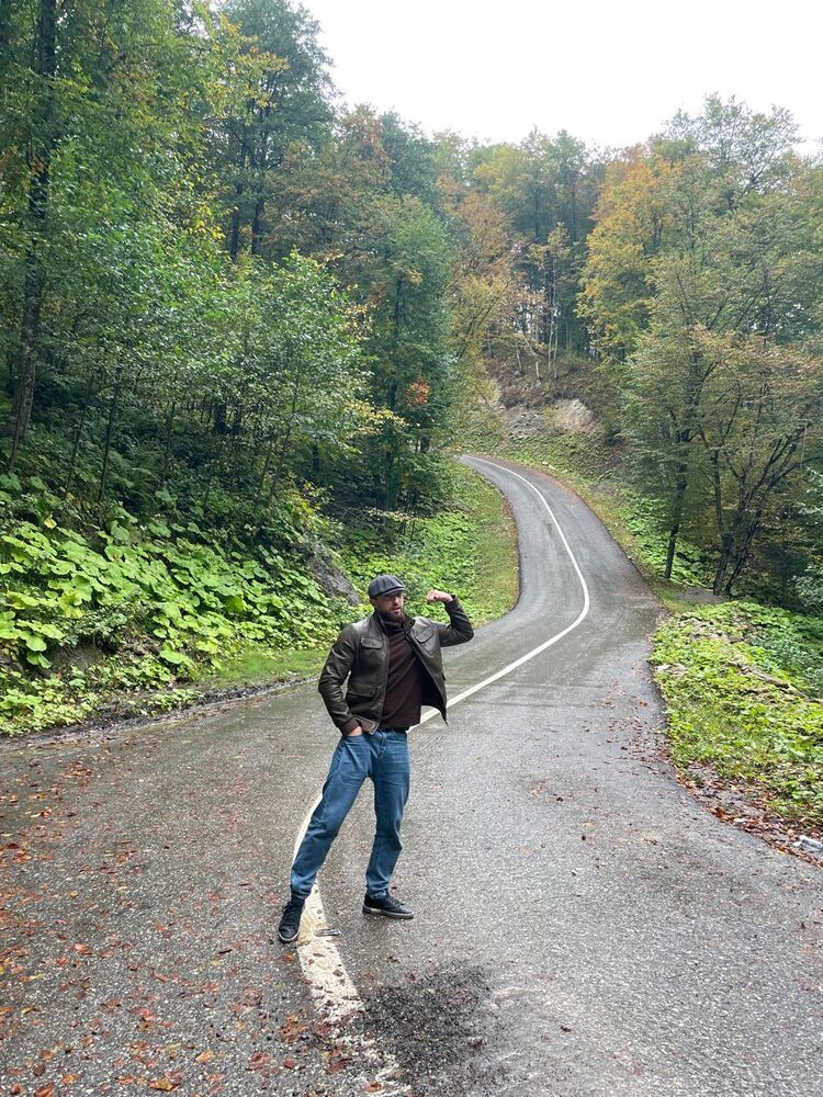  54086342  LevRonE, 31 ,    