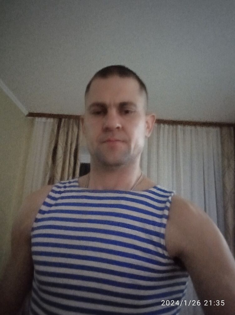  46018242  , 36 ,    