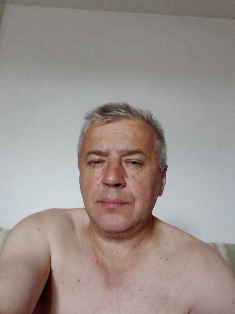  27934882  , 52 ,    