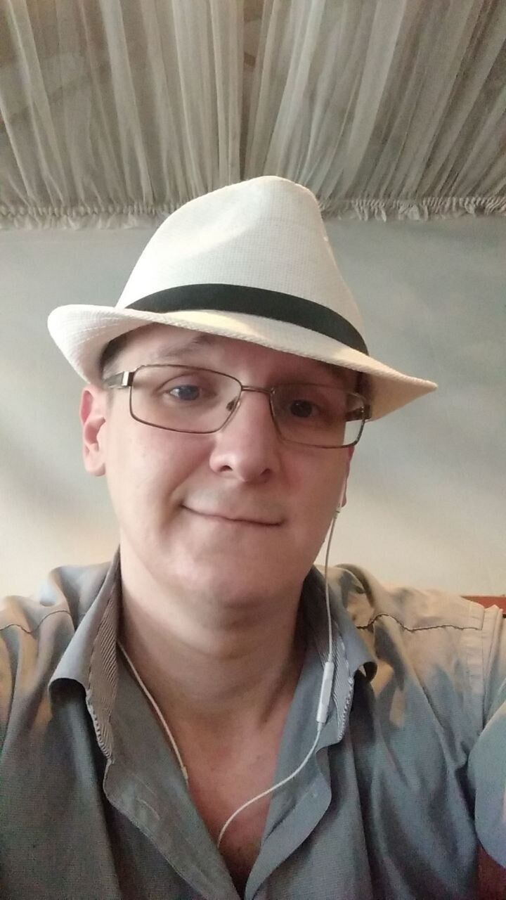 48830052  , 34 ,    