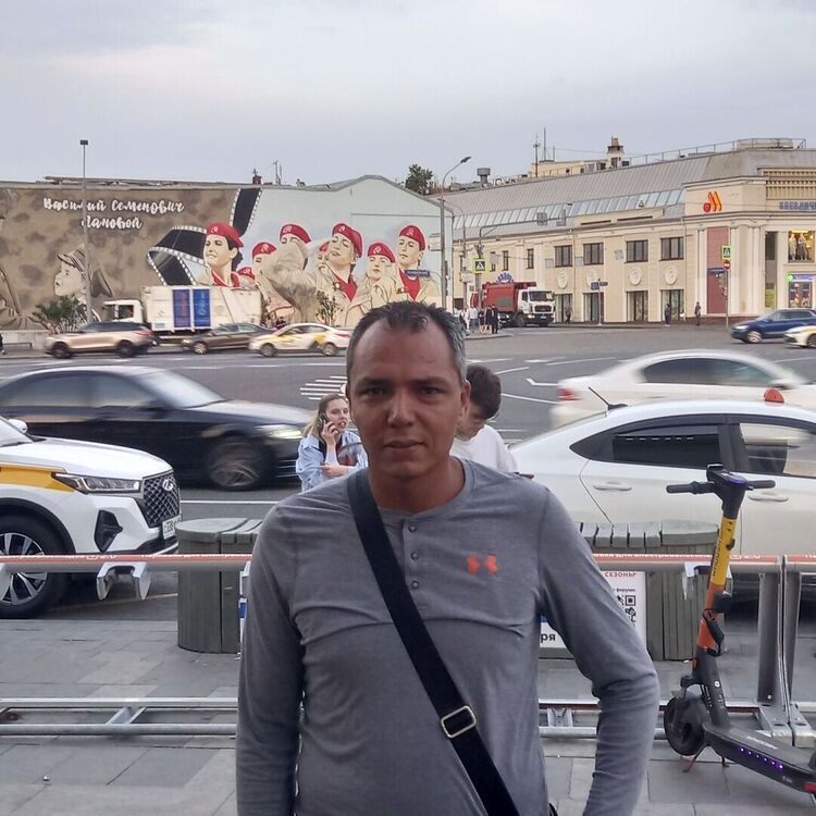 ���� 43304292 ������� Slim, 43 ����, ���� ���������� � Tunis