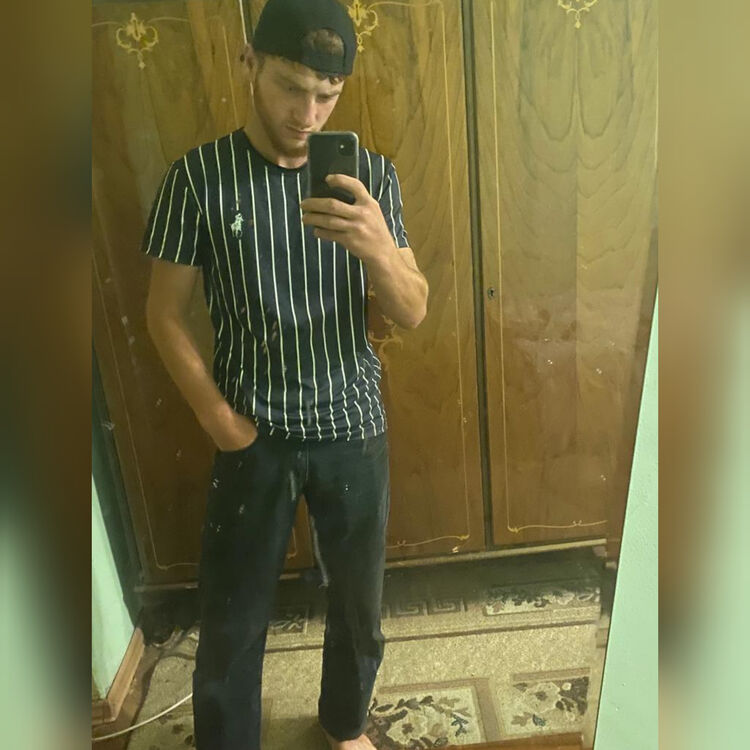  32218542  , 22 ,    