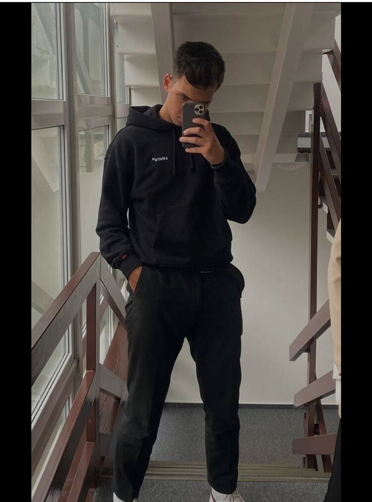  49639412  , 45 ,    