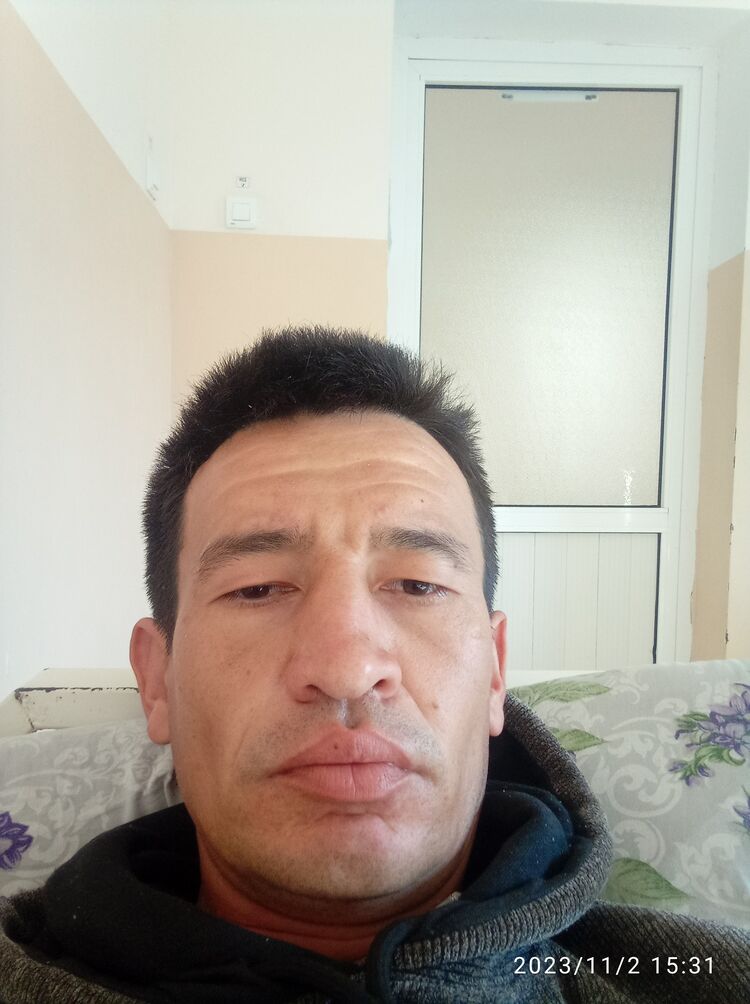  38947602  Ali, 36 ,    