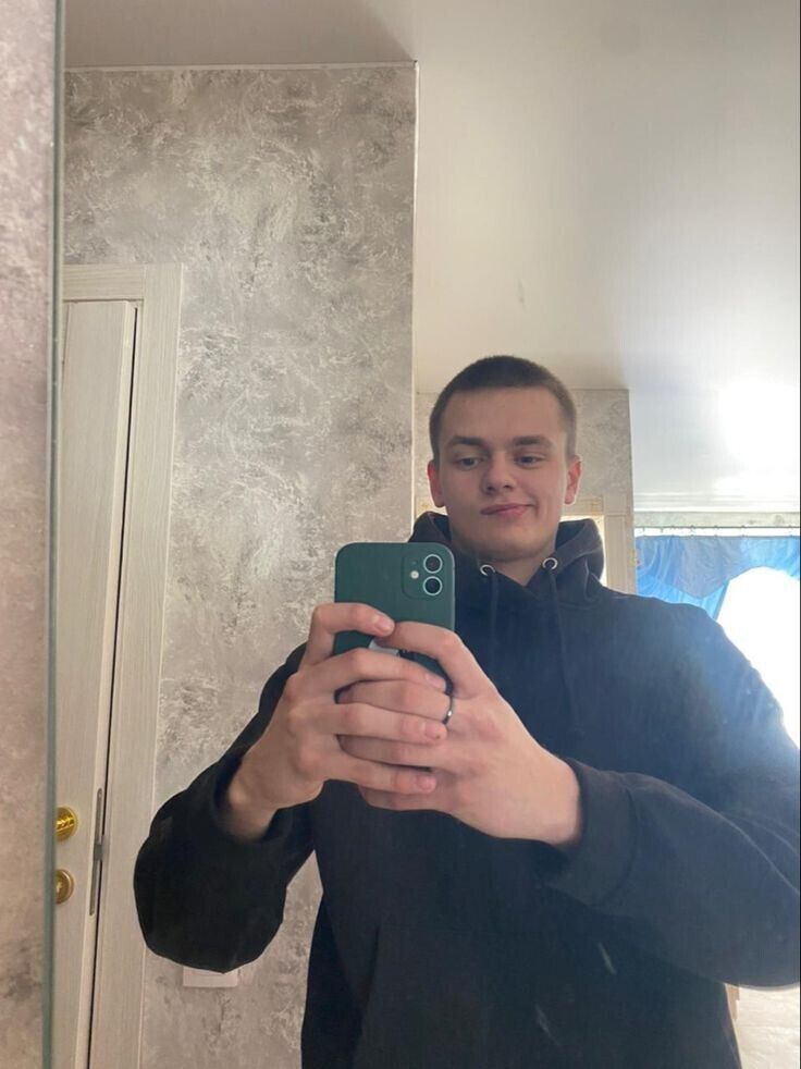  47128132  , 24 ,    