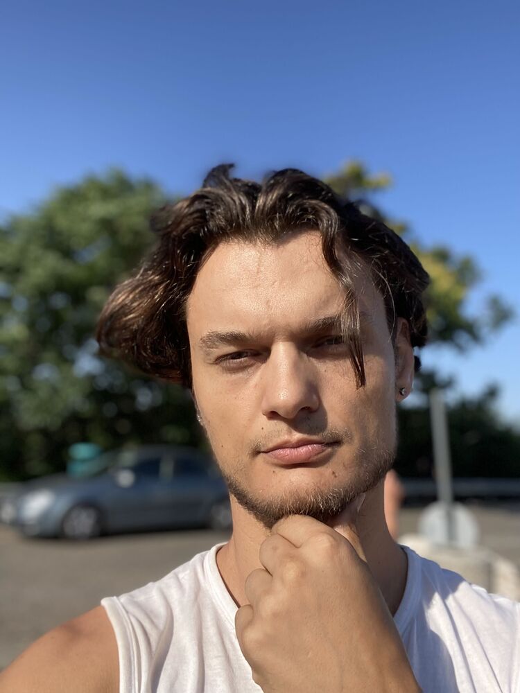  Worms,   Serioja, 32 ,   ,   