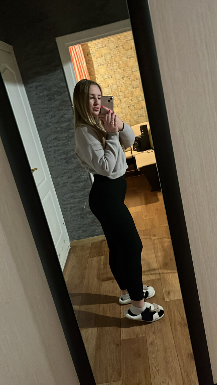  49563402  , 27 ,    
