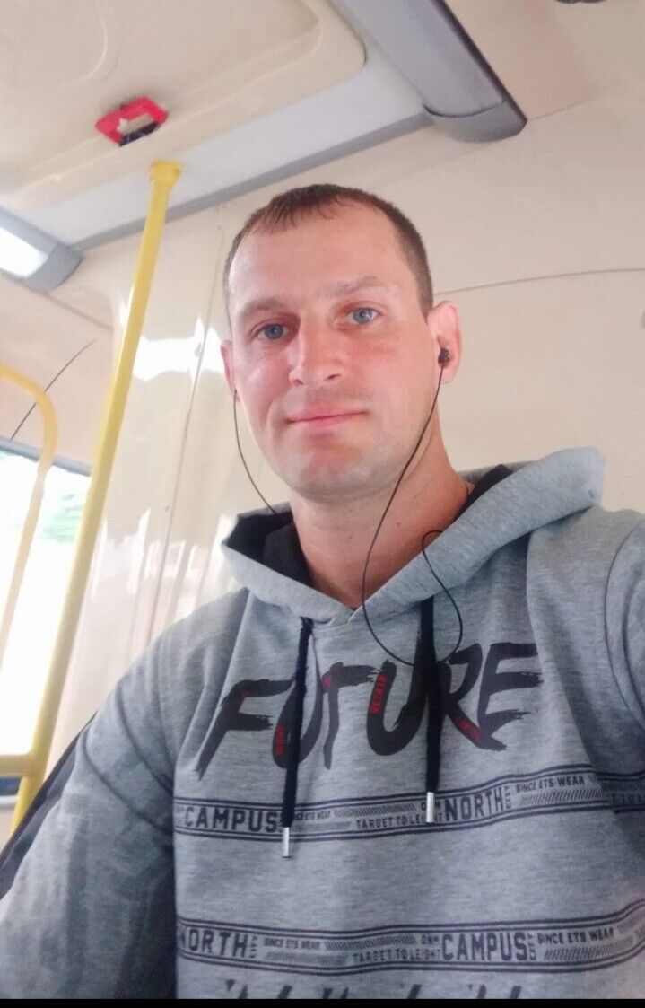  ,   Oleg, 41 ,   ,   , c 
