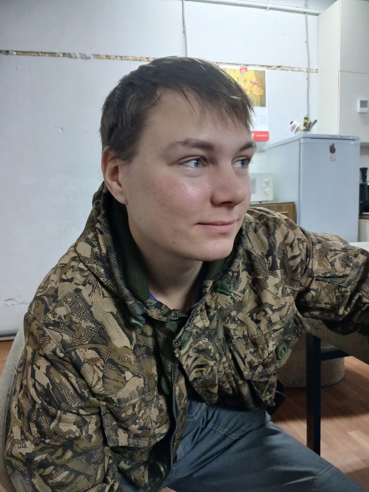  46967382  , 29 ,    