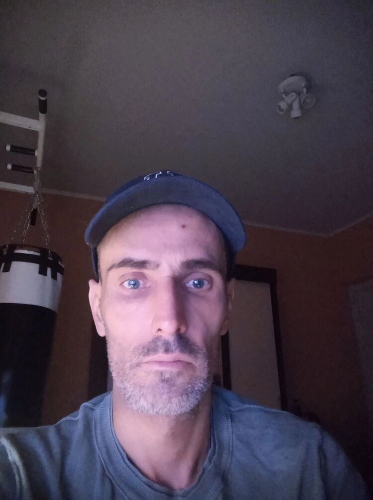  49072472  , 44 ,    -