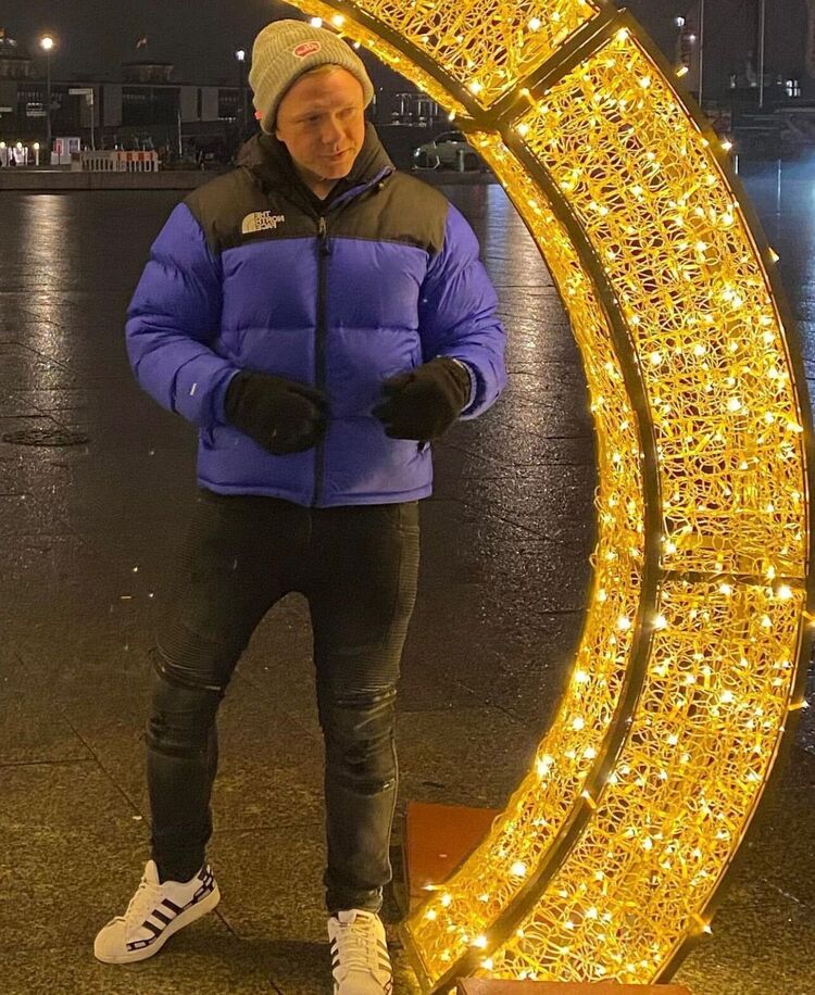  ,   , 44 ,   c 