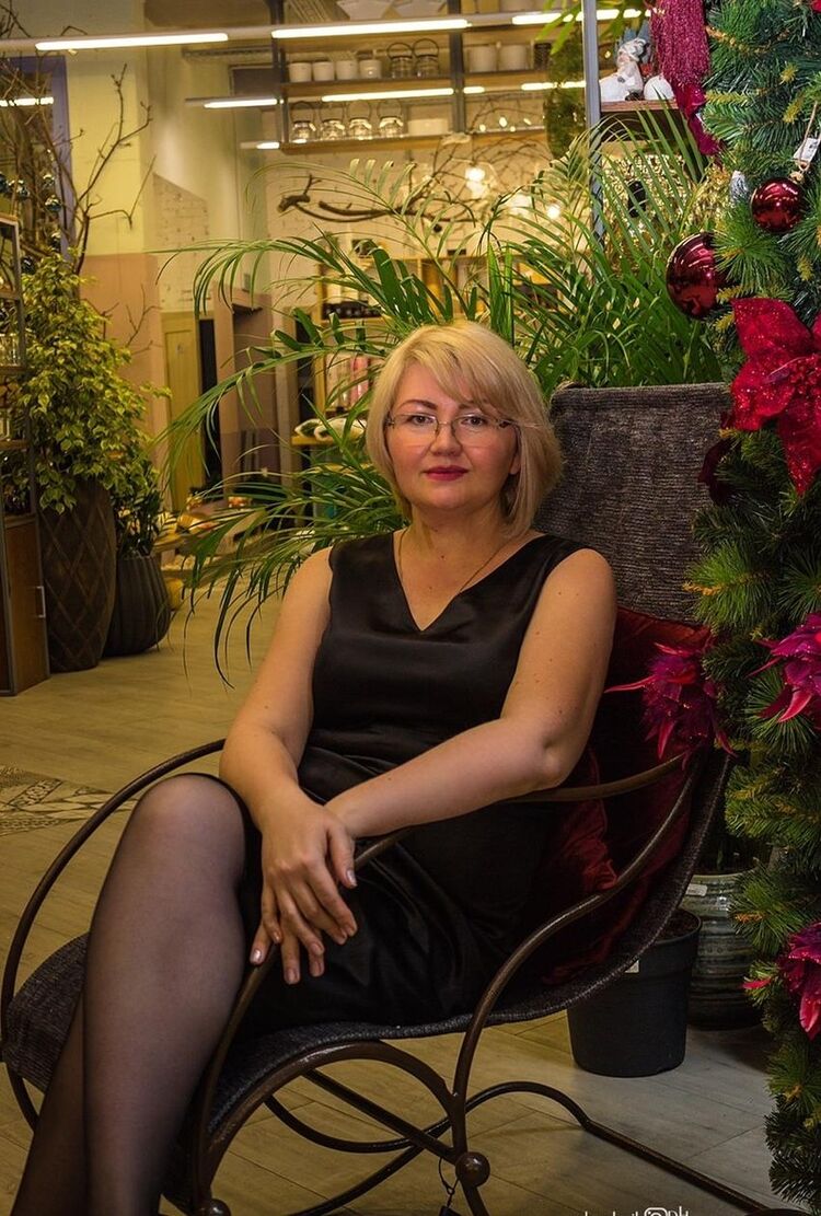  ,   IRISSKA, 44 ,   ,   , c 