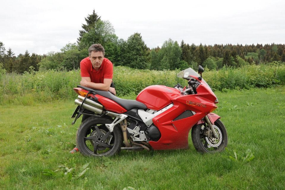  53414382  Aleksei, 53 ,    