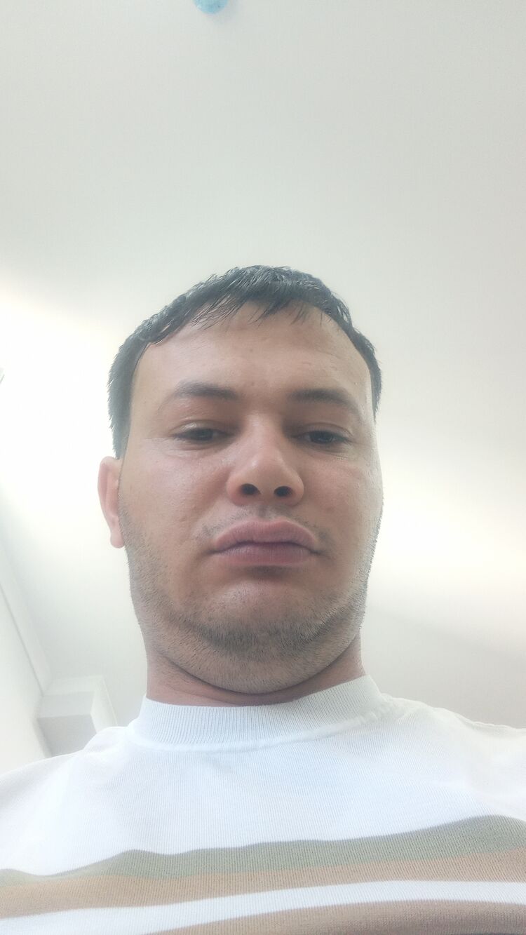  53523802  Komil, 27 ,    