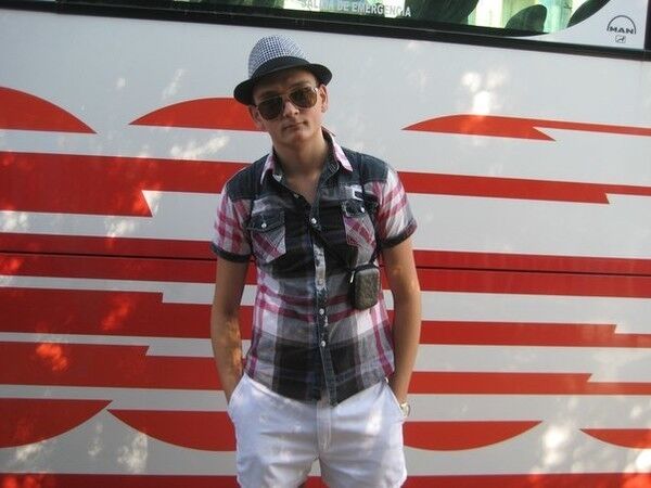  8439012  Aleksandr, 29 ,    