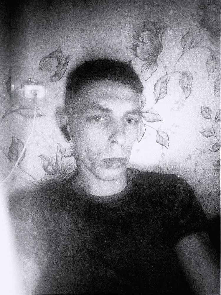  42928362  , 20 ,    