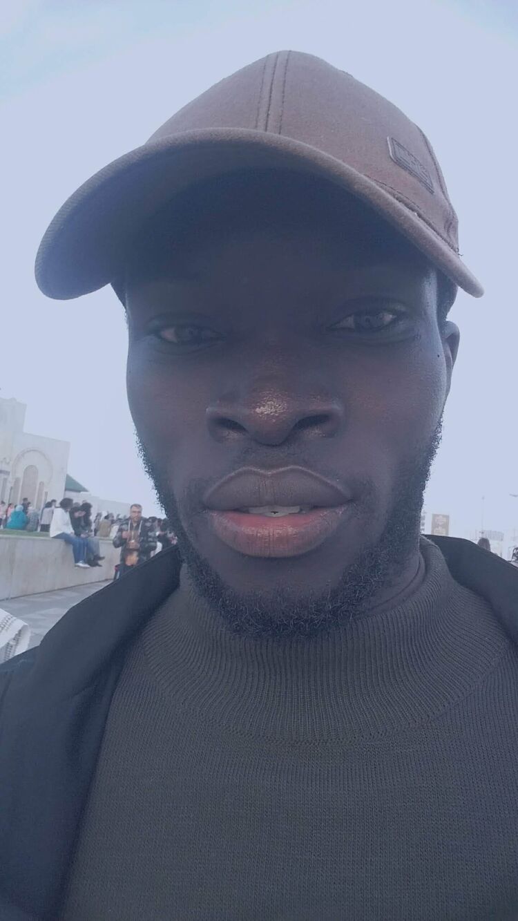 ���� 48922092 ������� Kheuch, 37 ���, ���� ���������� � ������