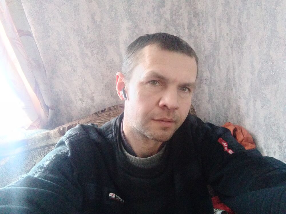  41308262  , 45 ,    