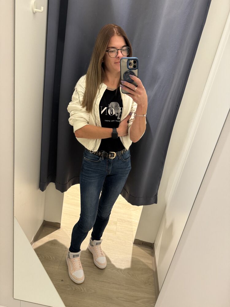  51054022  , 35 ,    Kassel