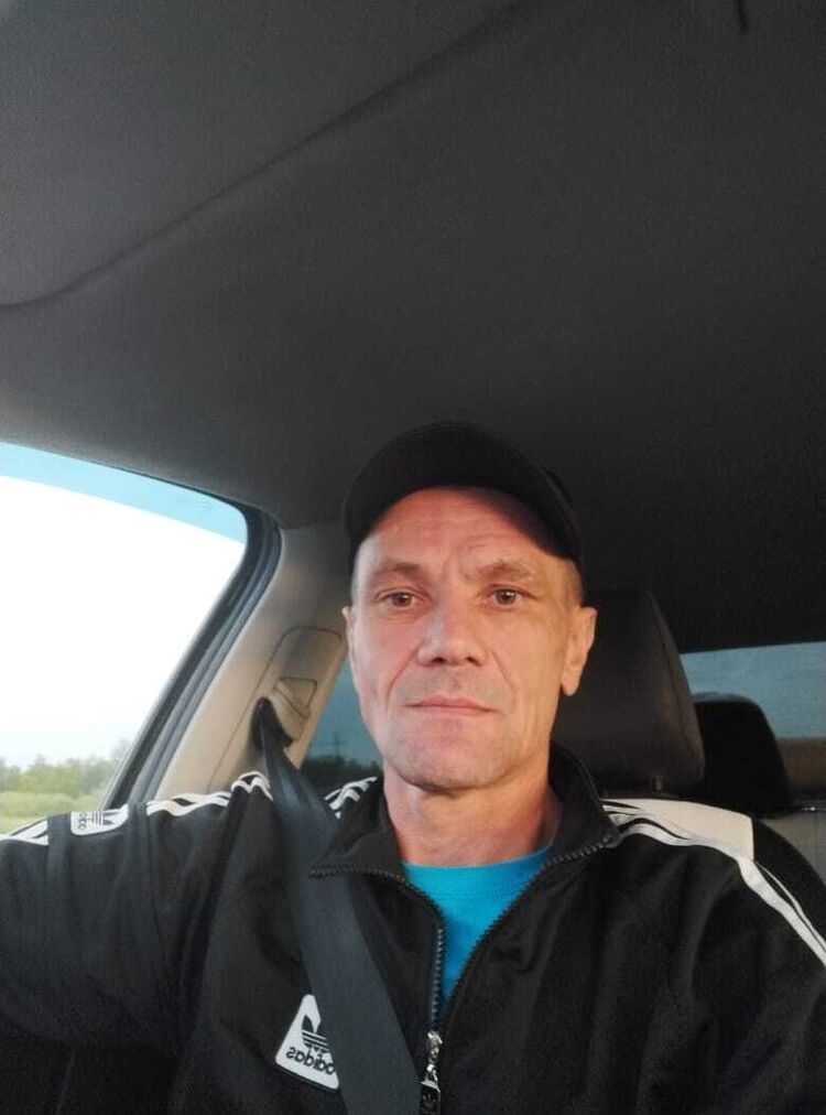  41522322  , 46 ,    