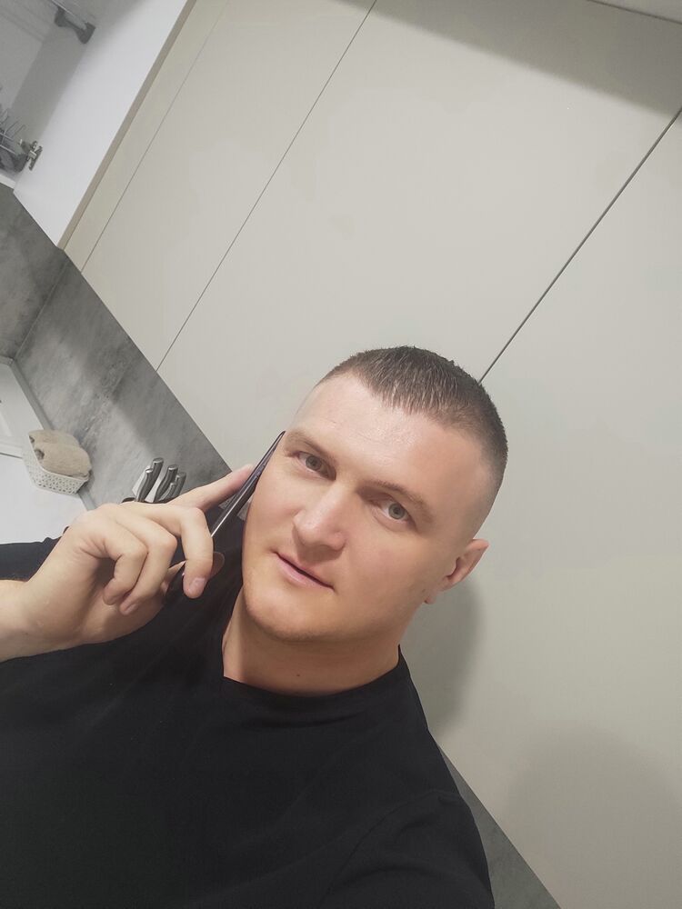 ���� 27938132 ������� Edwards, 39 ���, ���� ���������� � ��������