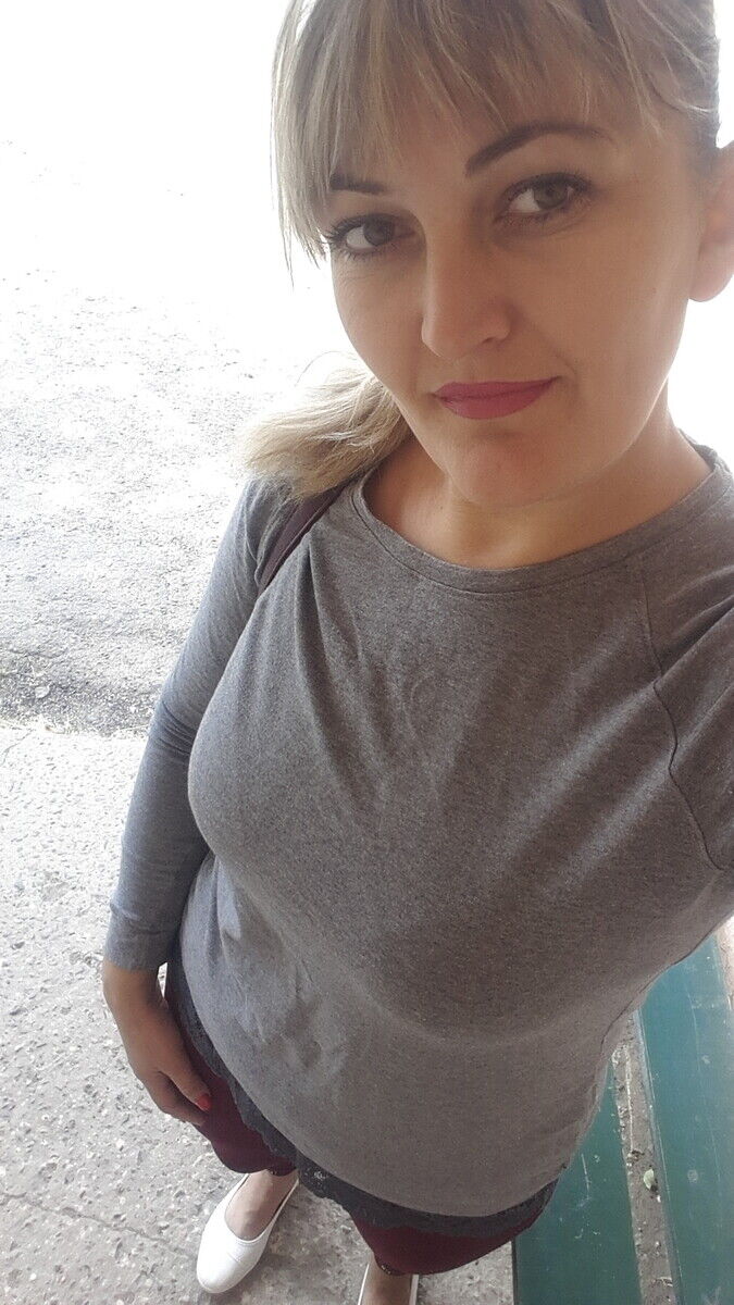  19946432  Tania, 36 ,    