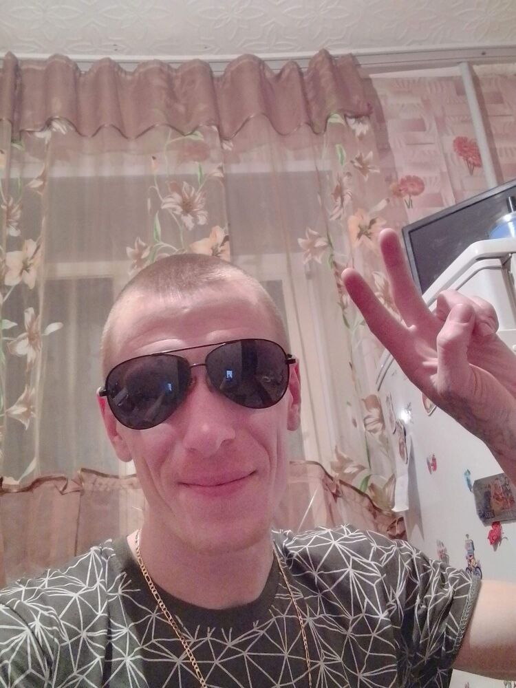  44745952  , 33 ,    