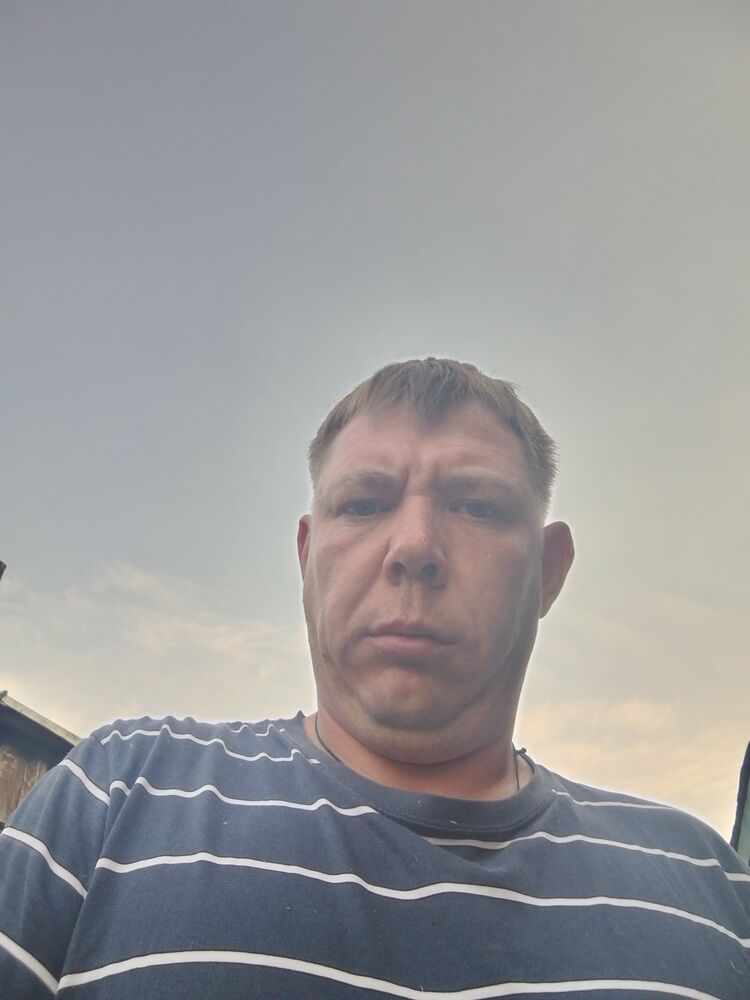  28575092  , 37 ,     