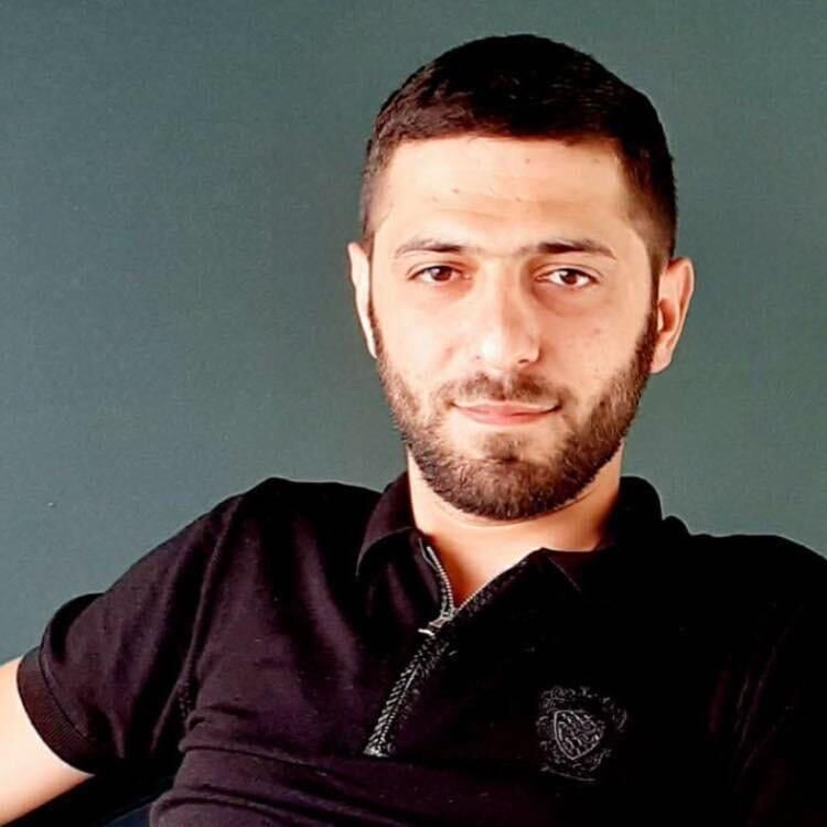  ,   Harut, 32 ,   ,   