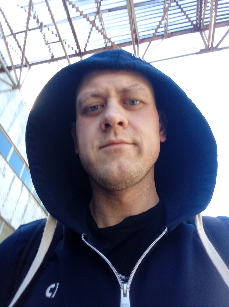  --,   Alexander, 28 ,   ,   , c , 