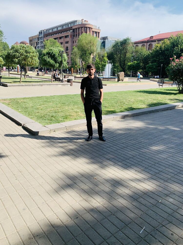  ,   Samvel, 25 ,   ,   