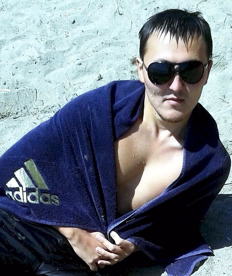  ,   Amigos, 38 ,     , c 