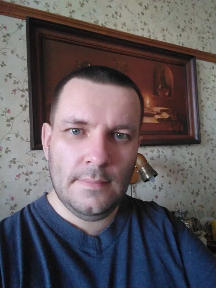  ,   Frenmir, 42 ,   