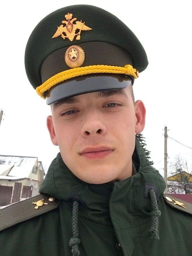  33449132  , 30 ,    