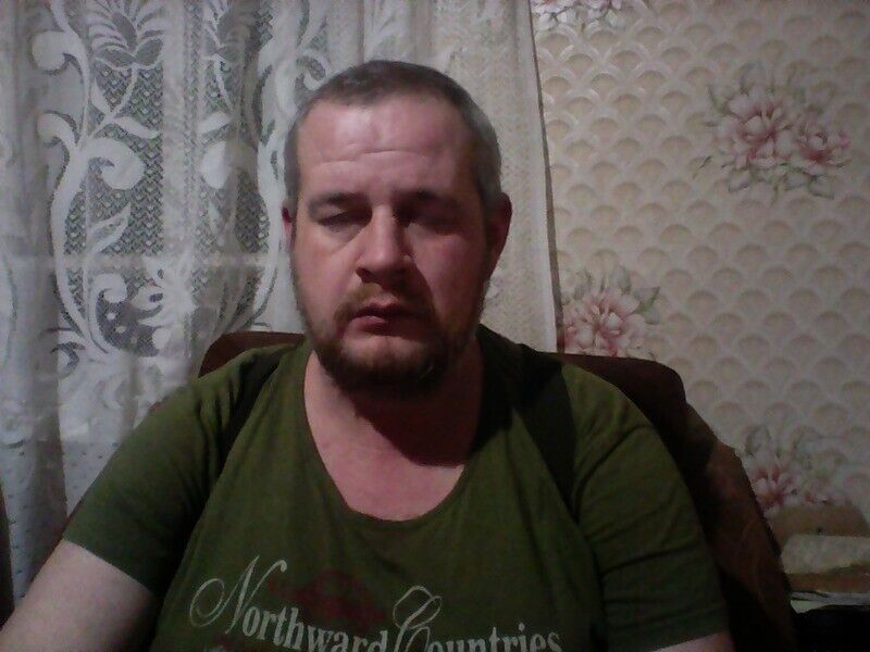  31730782  , 44 ,     