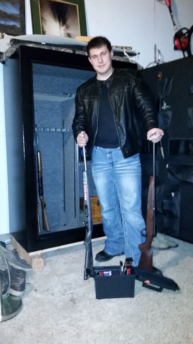  ,   Oleg, 34 ,   