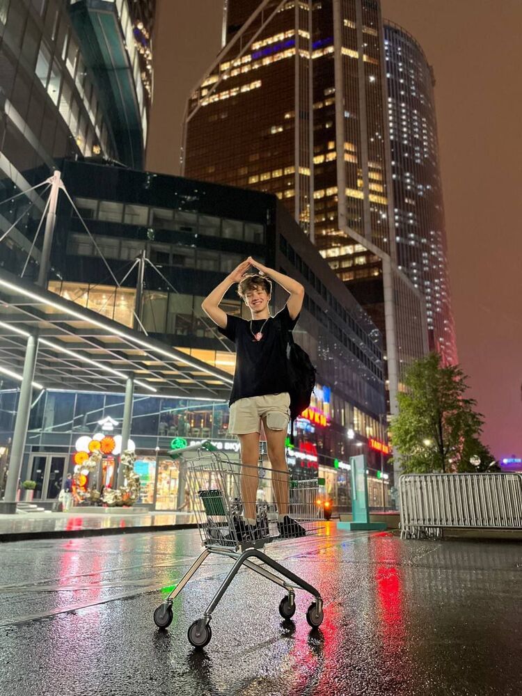 ���� 33668822 ����� ��������, 22 ����, ���� ���������� � �����-����������