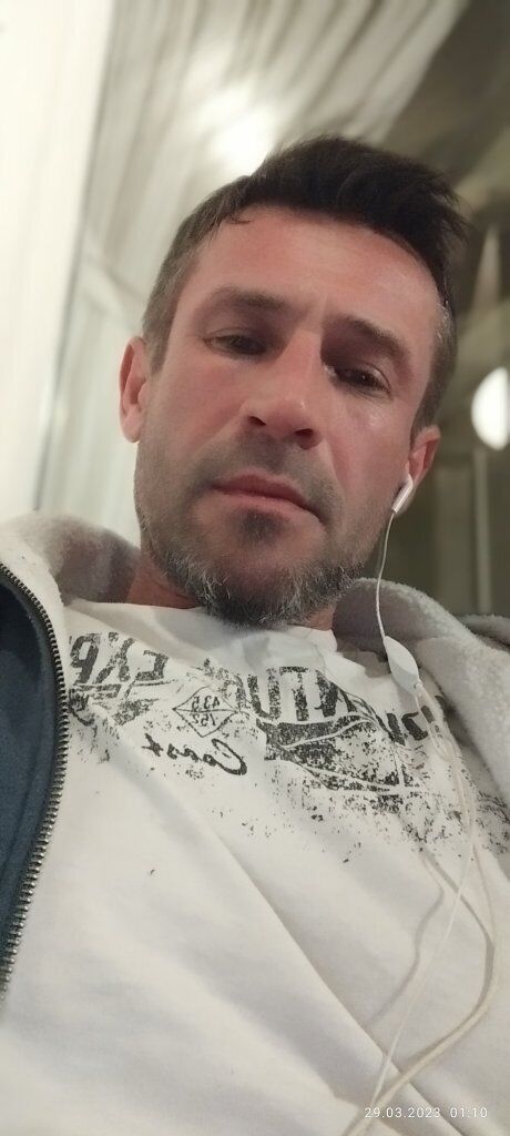  39869612  , 42 ,    