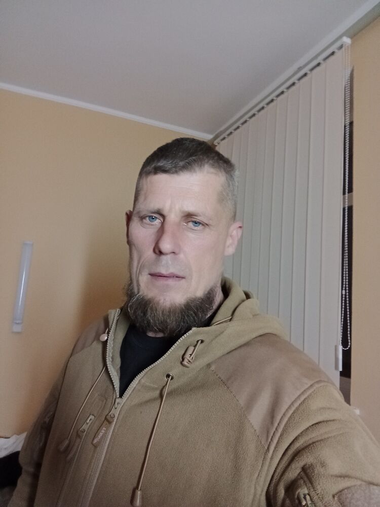  33709482  , 48 ,    