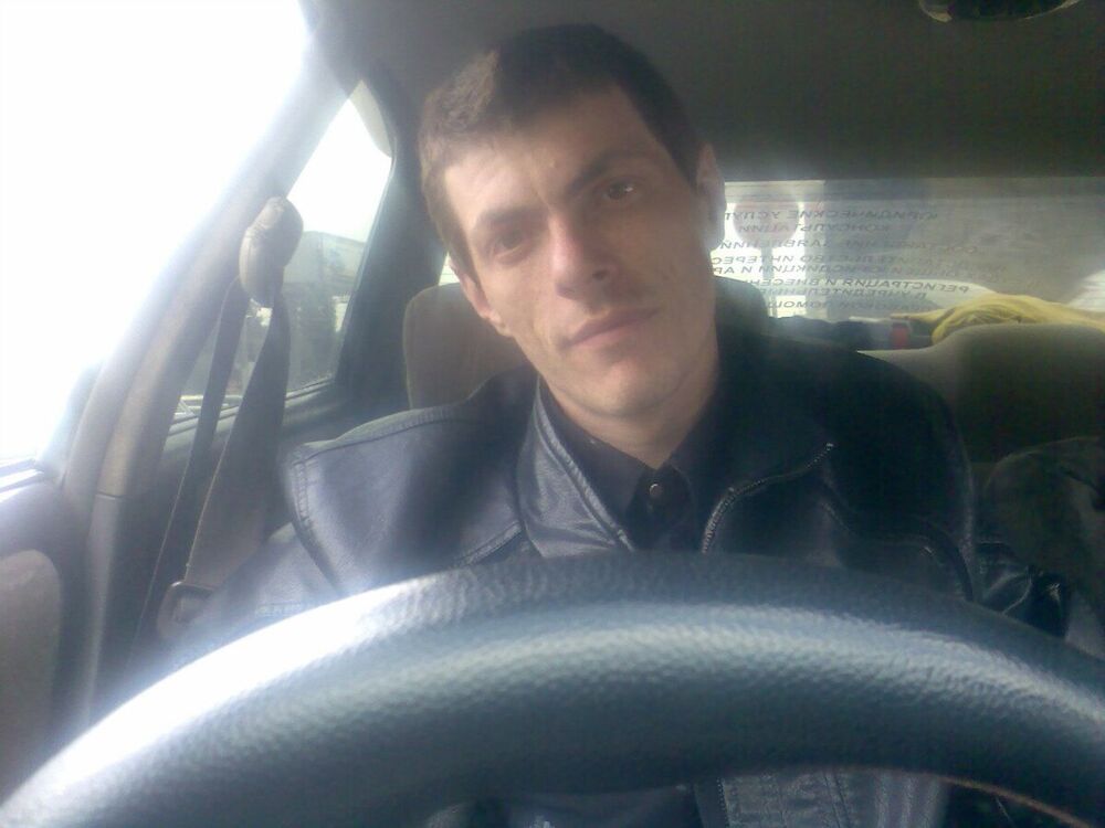  20225072  Maxim, 41 ,    