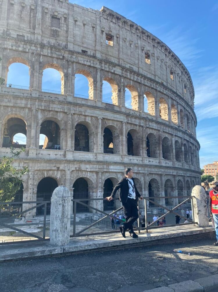  48644722  Kenan, 37 ,    