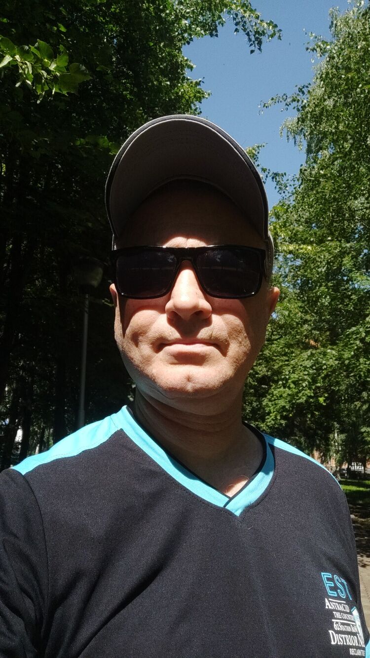  27509872  Alexander, 55 ,    