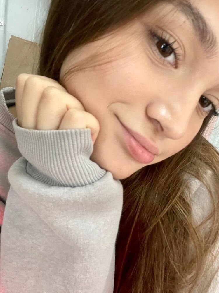  51129802  Alina, 20 ,    