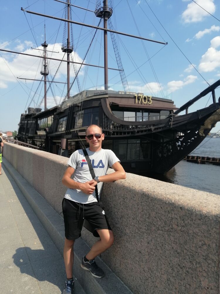  ,   Dmitry, 37 ,   ,   , 
