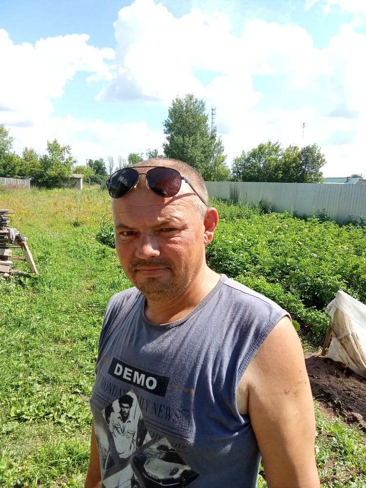  46777862  Dima, 45 ,    