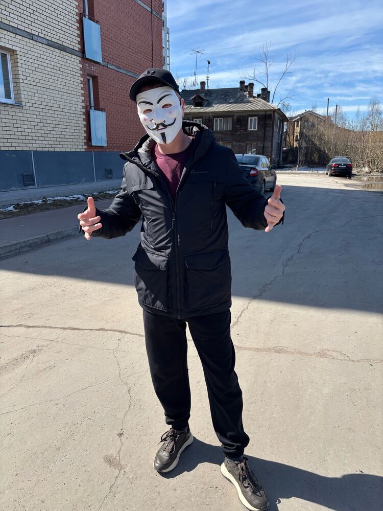  52798172  , 38 ,    